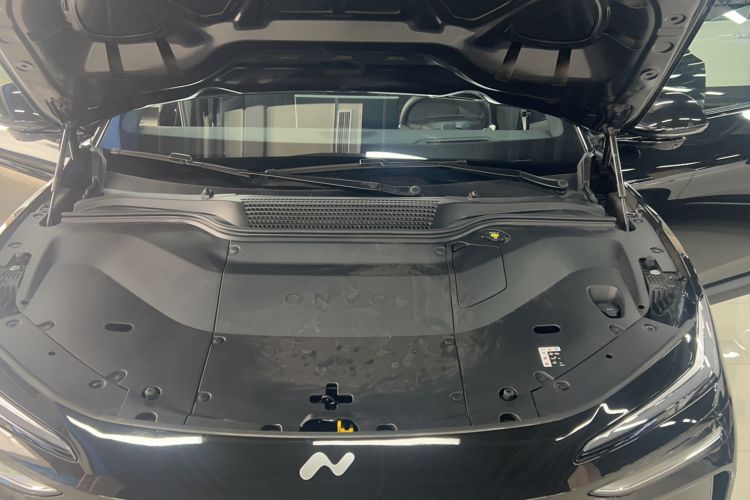 Used ONVO L60 2025 Model—60 kWh Rear-Wheel-Drive Version Engine Bay