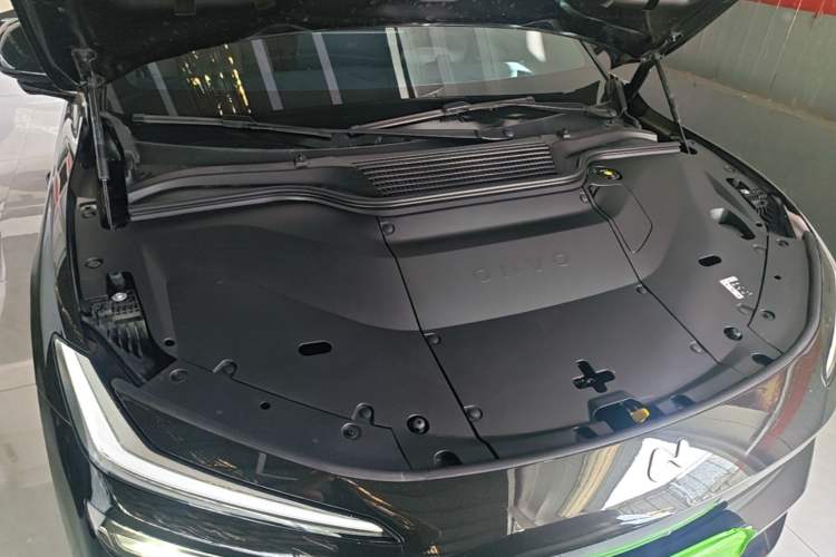 Used ONVO L60 2025 Model—60 kWh Rear-Wheel-Drive Version Engine Bay