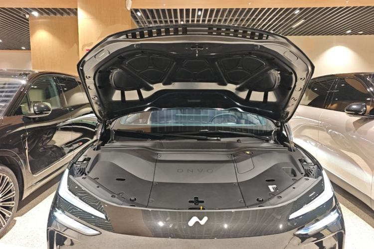 Used ONVO L60 2025 Model—60 kWh Rear-Wheel-Drive Version Engine Bay
