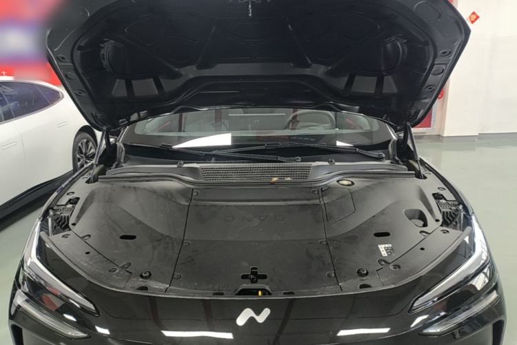Used ONVO L60 2025 Model—60 kWh Rear-Wheel-Drive Version Engine Bay
