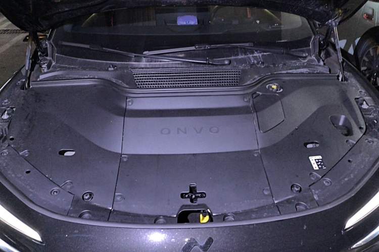 Used ONVO L60 2025 Model—60 kWh Rear-Wheel-Drive Version Engine Bay