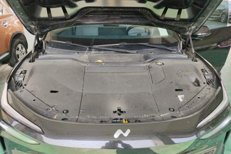 Used ONVO L60 2025 Model—60 kWh Rear-Wheel-Drive Version Engine Bay
