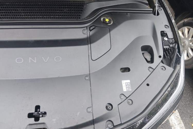 Used ONVO L60 2025 Model, 60kWh Black Knight Special Edition Engine Bay Left