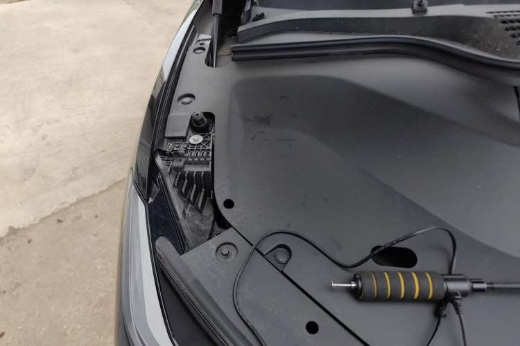 Used ONVO L60 2025 Model—60 kWh All-Wheel-Drive Version Engine Bay Right