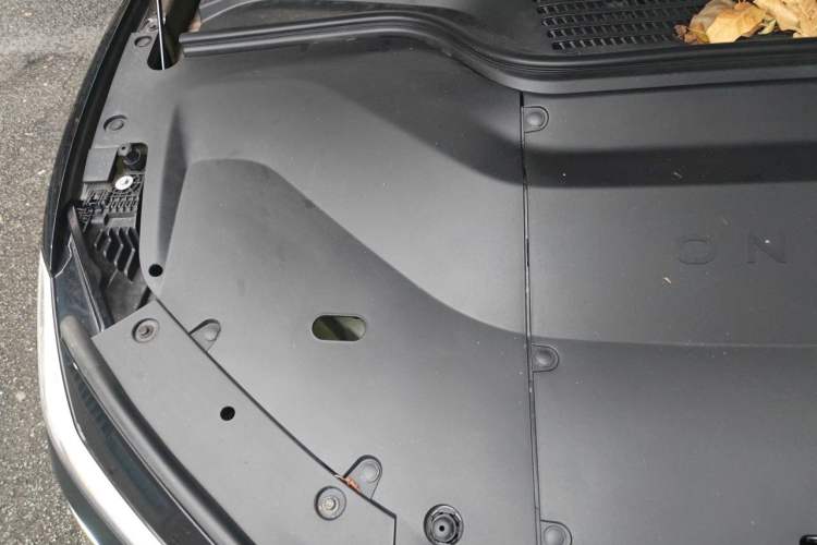 Used ONVO L60 2025 Model—60 kWh Rear-Wheel-Drive Version Engine Bay Right