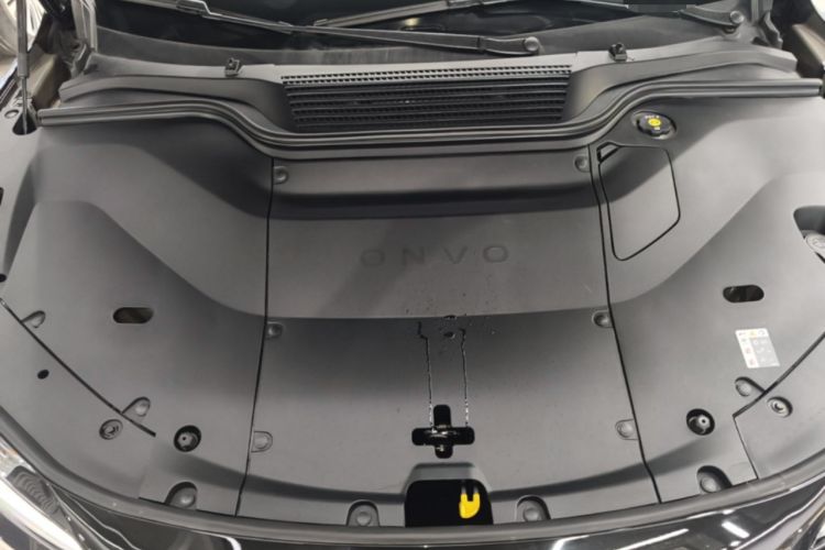 Used ONVO L60 2025 Model—60 kWh All-Wheel-Drive Version Engine Bay