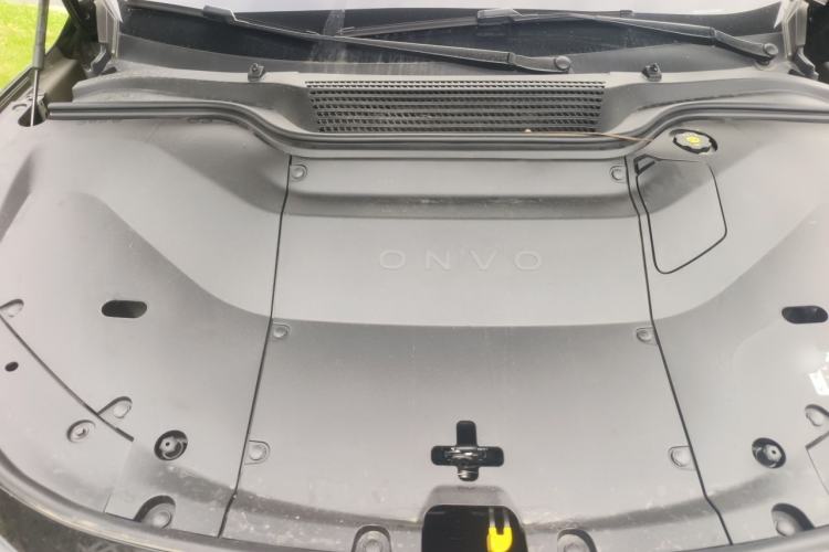 Used ONVO L60 2025 Model—60 kWh Rear-Wheel-Drive Version Engine Bay