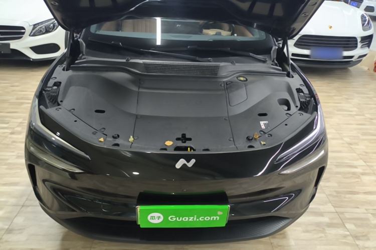 Used ONVO L60 2025 Model—60 kWh All-Wheel-Drive Version Engine Bay