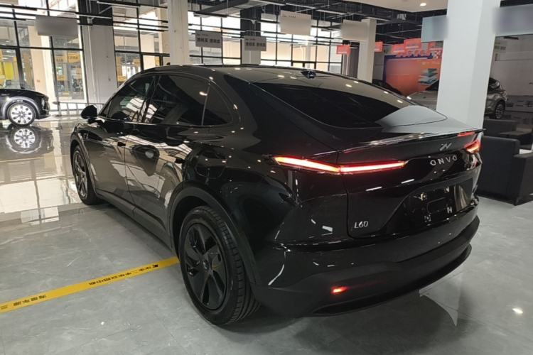 Used ONVO L60 2025 Model—85 kWh Rear-Wheel-Drive Version Exterior 2