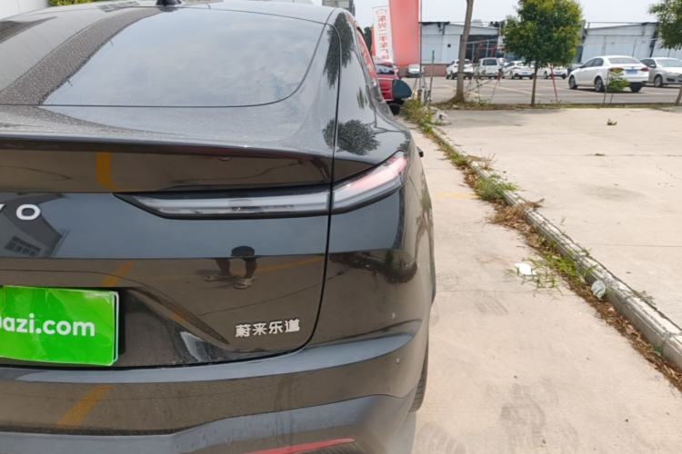 Used ONVO L60 2025 Model—60 kWh All-Wheel-Drive Version Exterior 3
