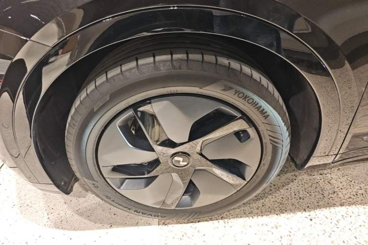 Used ONVO L60 2025 Model—60 kWh Rear-Wheel-Drive Version Exterior 4