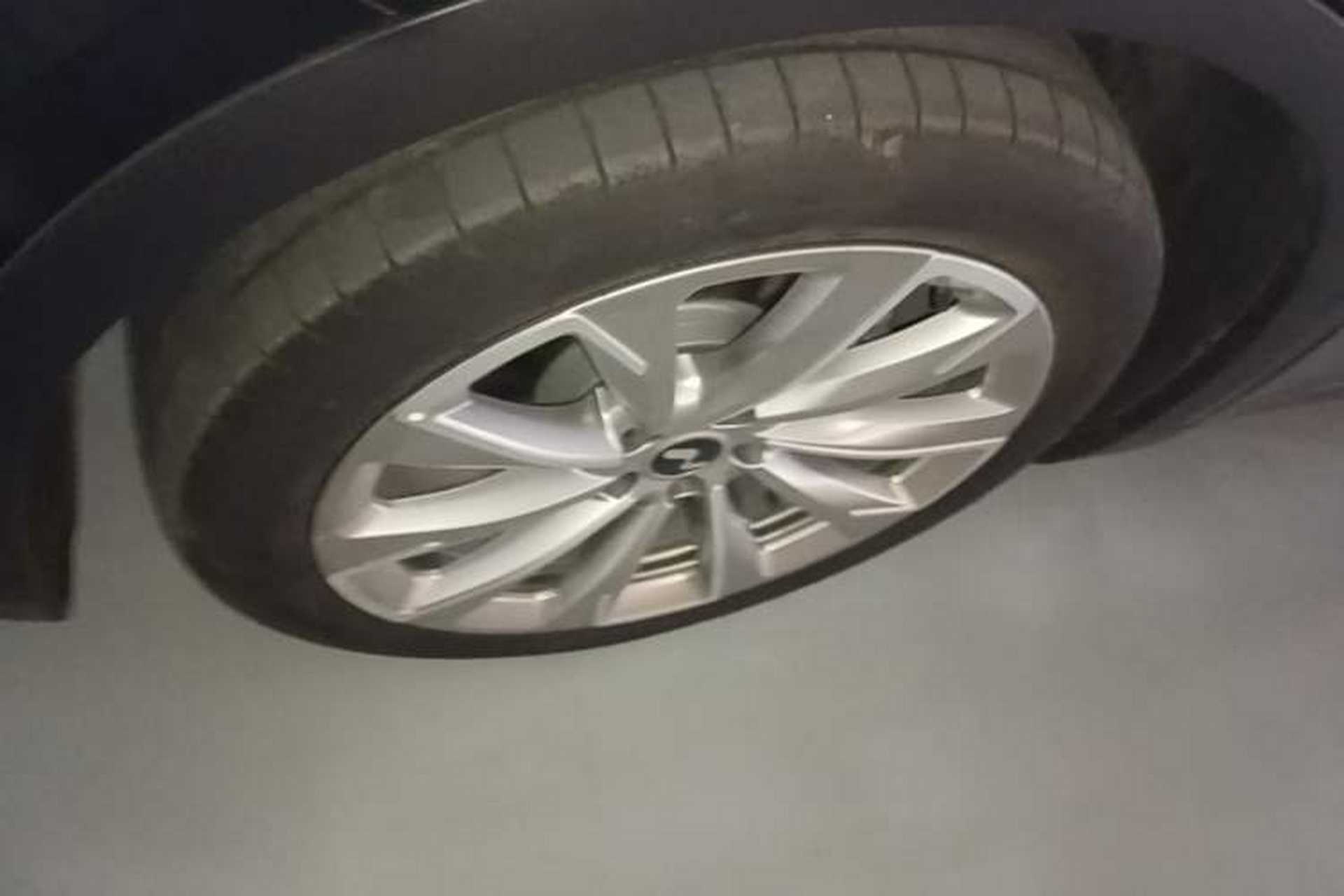 Used ONVO L60 2025 Model—85 kWh Rear-Wheel-Drive Version Exterior 4