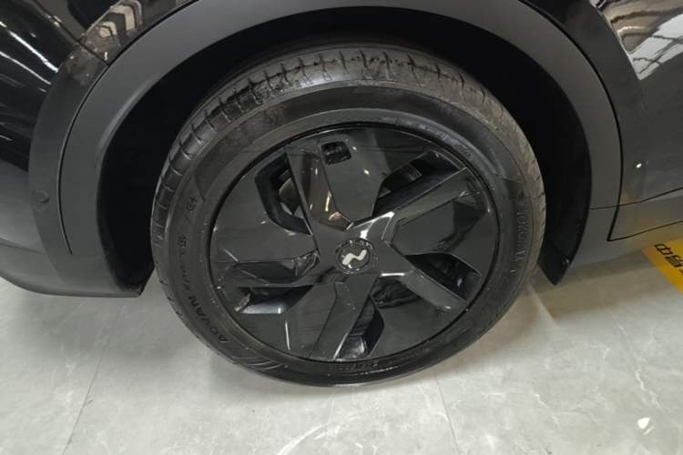 Used ONVO L60 2025 Model—85 kWh Rear-Wheel-Drive Version Exterior 5