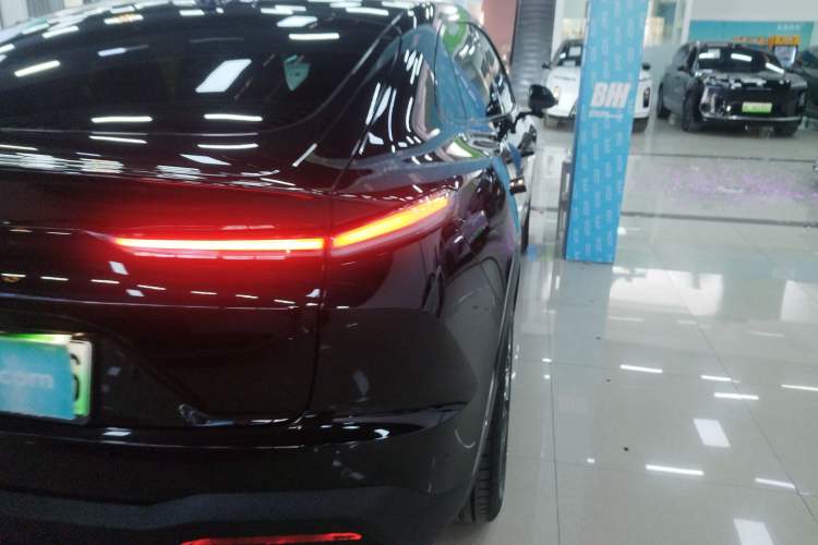 Used ONVO L60 2025 Model—60 kWh Rear-Wheel-Drive Version Exterior 6