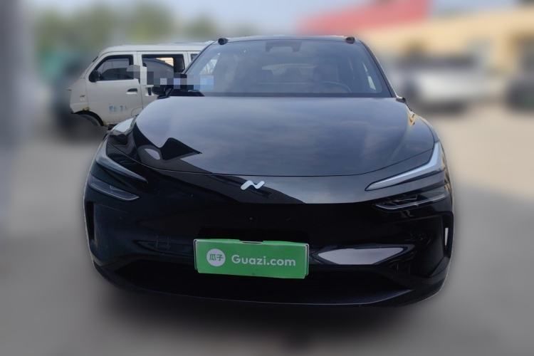 Used ONVO L60 2025 Model—60 kWh All-Wheel-Drive Version Front