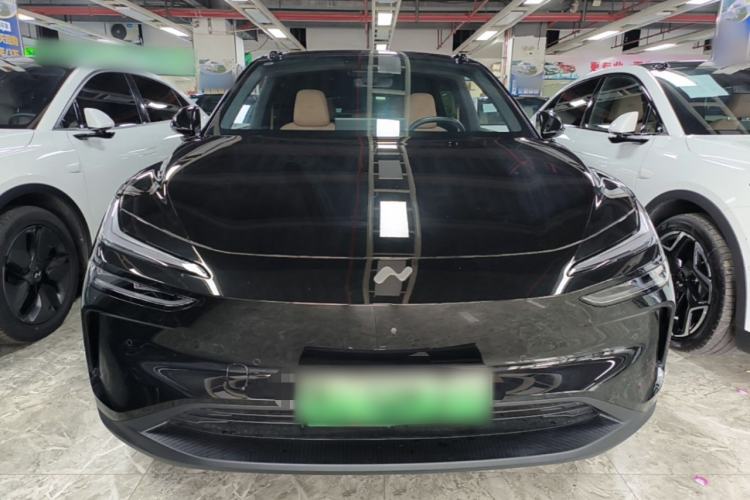Used ONVO L60 2025 Model—60 kWh All-Wheel-Drive Version Front