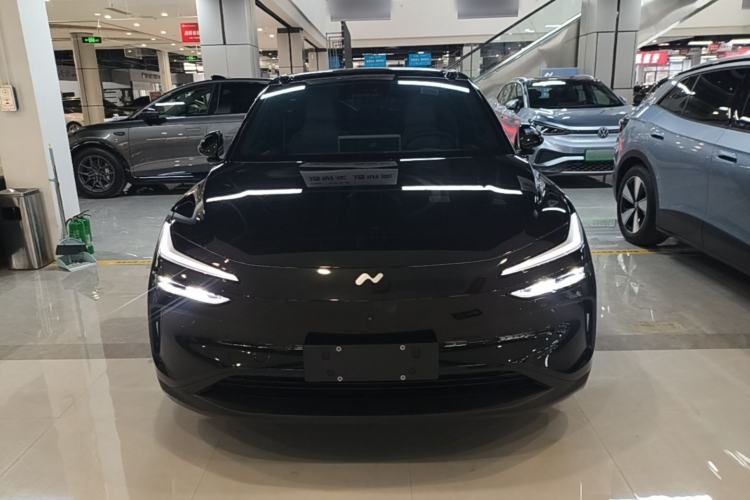 Used ONVO L60 2025 Model—85 kWh Rear-Wheel-Drive Version Front