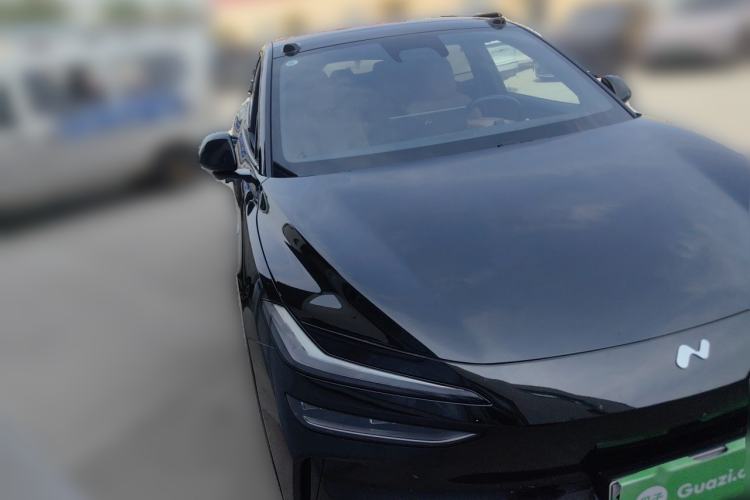 Used ONVO L60 2025 Model—60 kWh All-Wheel-Drive Version Front Right 45 Deg
