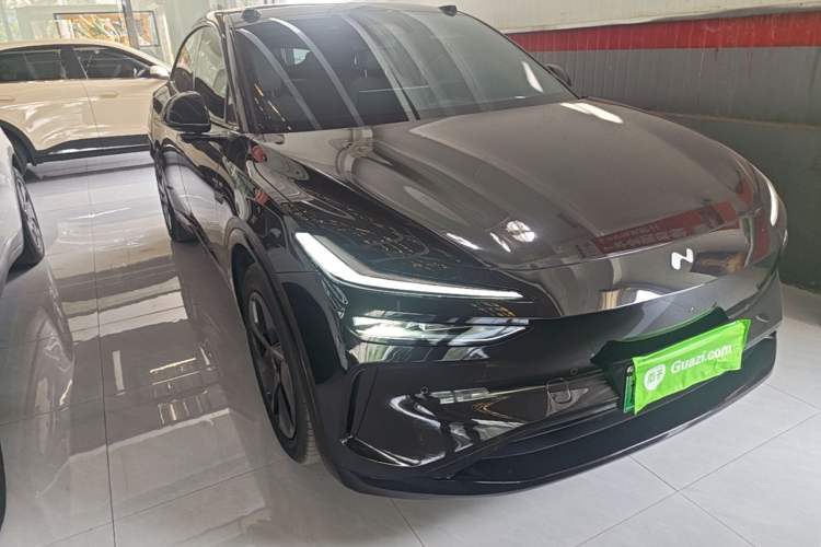 Used ONVO L60 2025 Model—60 kWh Rear-Wheel-Drive Version Front Right 45 Deg