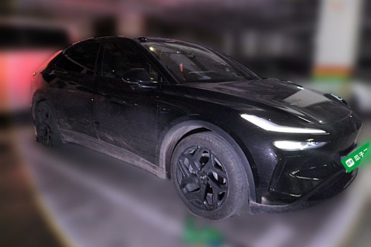 Used ONVO L60 2025 Model—60 kWh Rear-Wheel-Drive Version Front Right 45 Deg