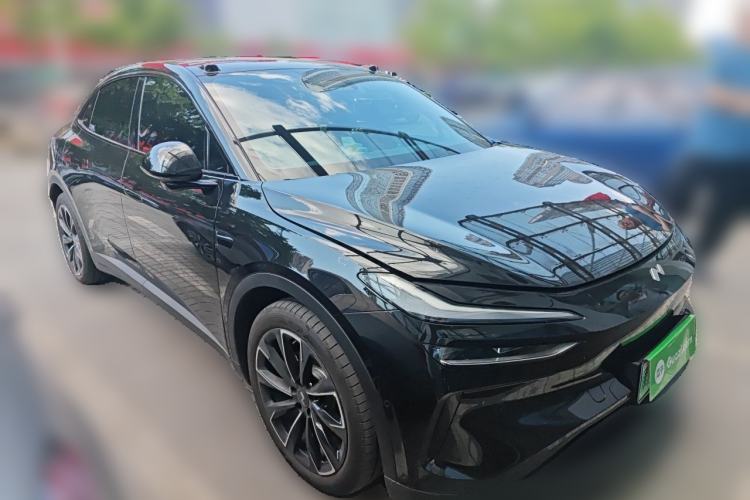 Used ONVO L60 2025 Model—60 kWh Rear-Wheel-Drive Version Front Right 45 Deg