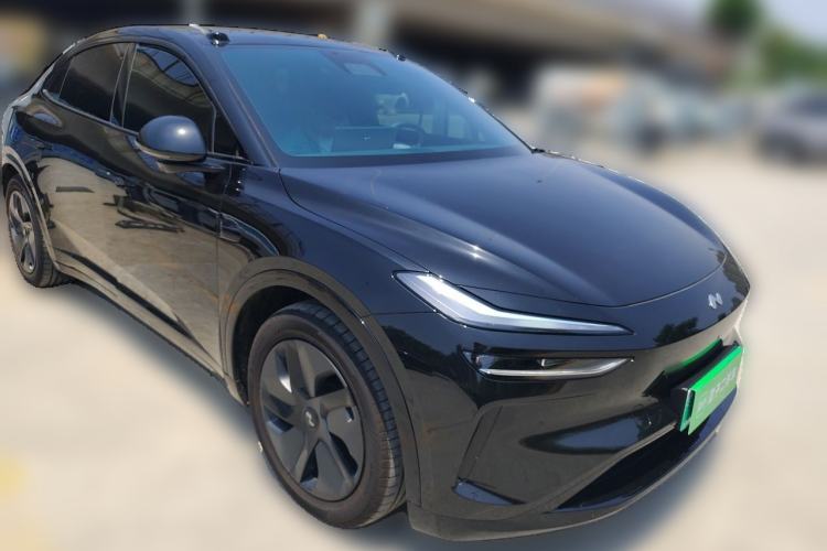Used ONVO L60 2025 Model—60 kWh Rear-Wheel-Drive Version Front Right 45 Deg