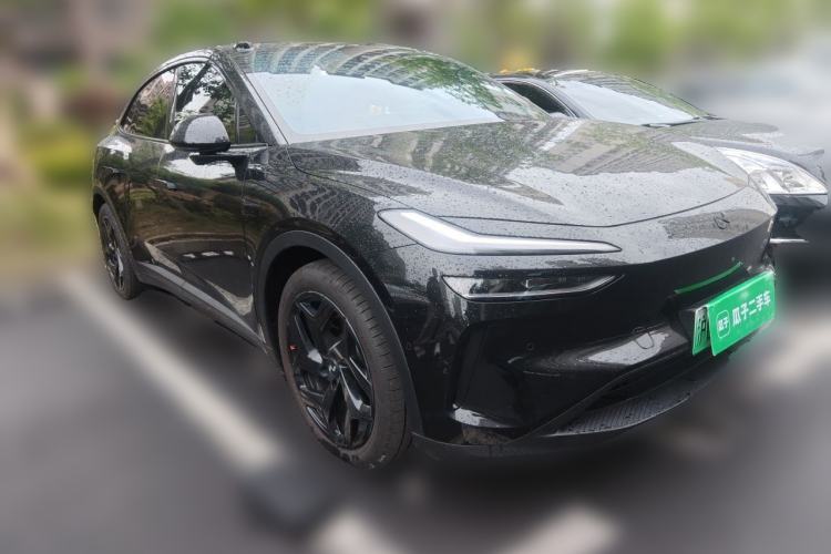 Used ONVO L60 2025 Model, 60kWh Black Knight Special Edition Front Right 45 Deg