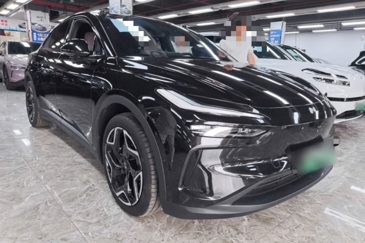 Used ONVO L60 2025 Model—60 kWh Rear-Wheel-Drive Version Front Right 45 Deg