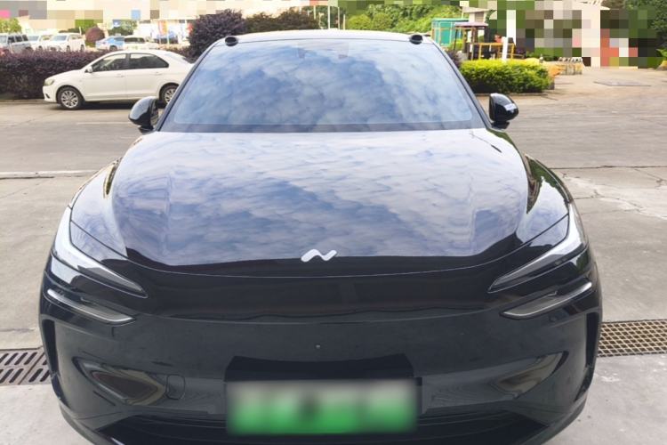 Used ONVO L60 2025 Model—60 kWh All-Wheel-Drive Version Front