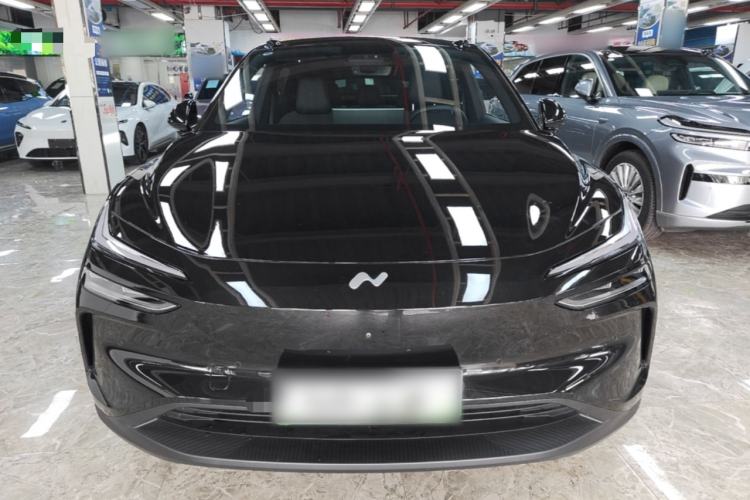 Used ONVO L60 2025 Model—60 kWh Rear-Wheel-Drive Version Front