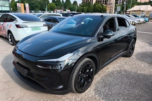 Used ONVO L60 2025 Model, 60kWh Black Knight Special Edition