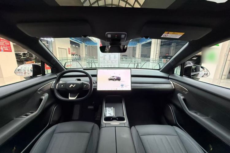 Used ONVO L60 2025 Model—60 kWh Rear-Wheel-Drive Version Interior 1