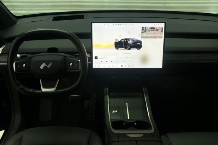Used ONVO L60 2025 Model—60 kWh Rear-Wheel-Drive Version Interior 3