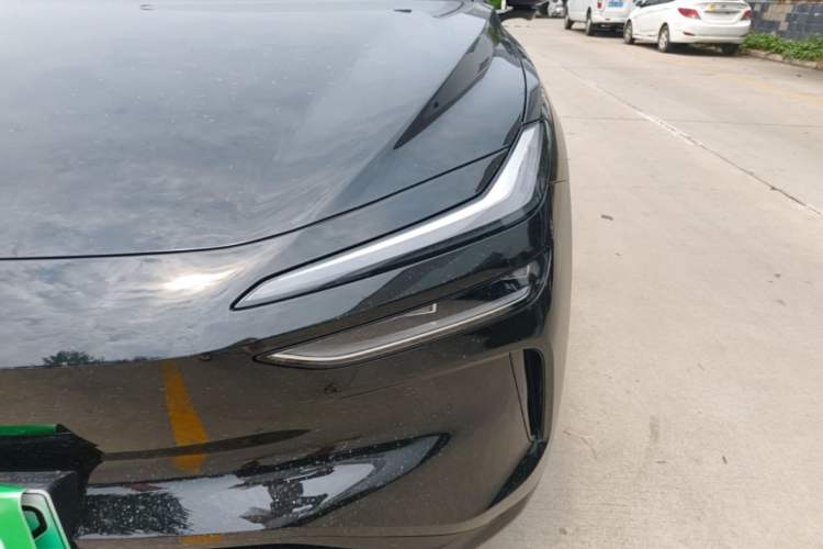 Used ONVO L60 2025 Model—60 kWh All-Wheel-Drive Version Left Front Headlight
