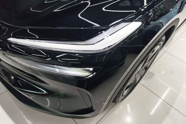 Used ONVO L60 2025 Model—60 kWh All-Wheel-Drive Version Left Front Headlight
