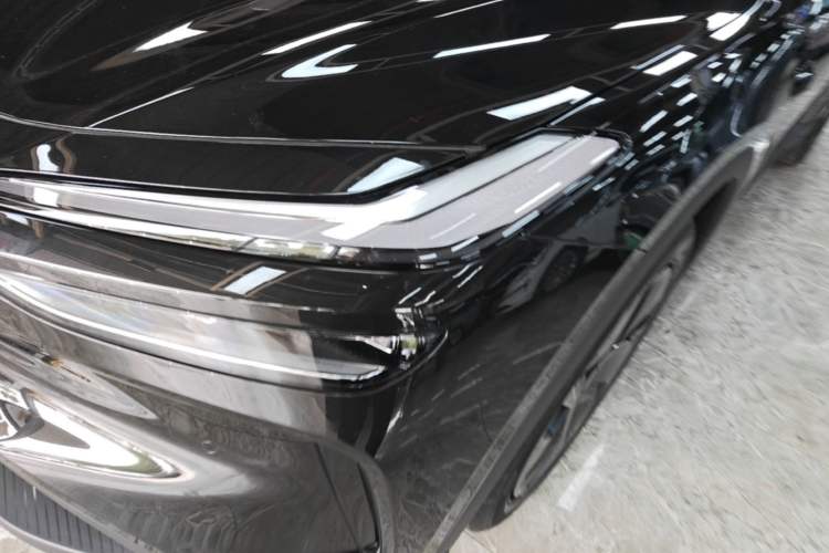 Used ONVO L60 2025 Model—60 kWh Rear-Wheel-Drive Version Left Front Headlight