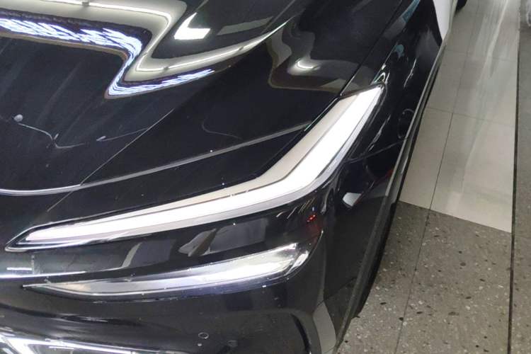 Used ONVO L60 2025 Model—85 kWh Rear-Wheel-Drive Version Left Front Headlight