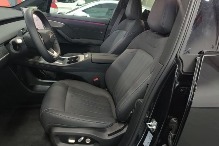 Used ONVO L60 2025 Model—60 kWh Rear-Wheel-Drive Version Left Front Seat