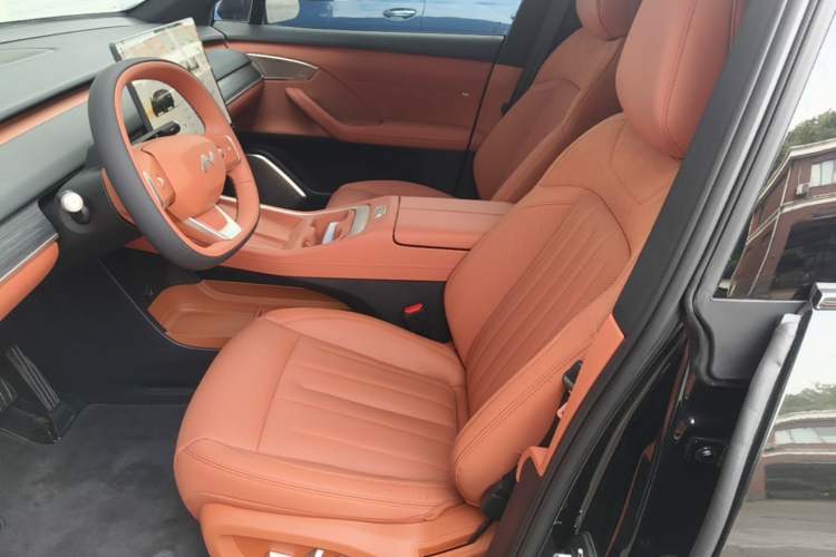 Used ONVO L60 2025 Model—60 kWh All-Wheel-Drive Version Left Front Seat