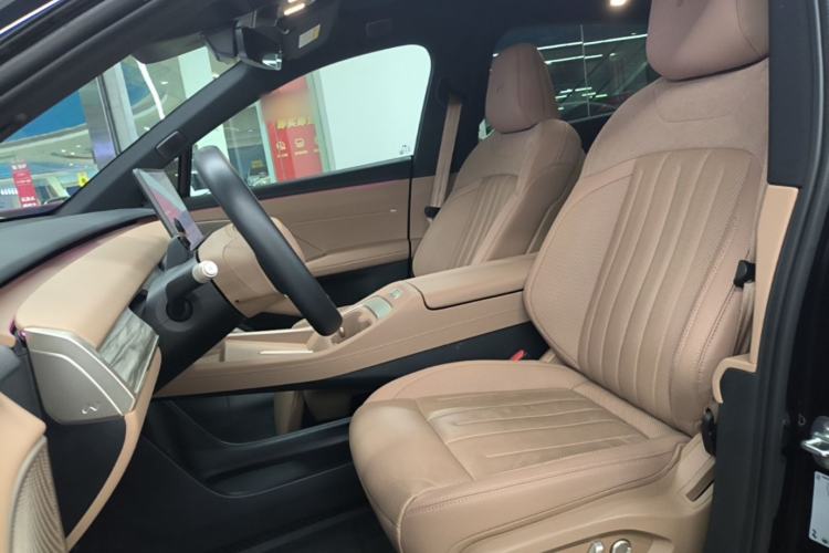 Used ONVO L60 2025 Model—60 kWh All-Wheel-Drive Version Left Front Seat