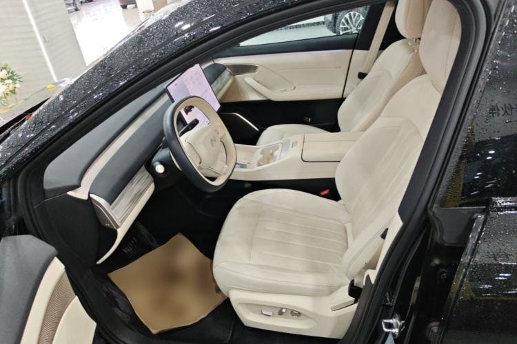 Used ONVO L60 2025 Model—60 kWh All-Wheel-Drive Version Left Front Seat