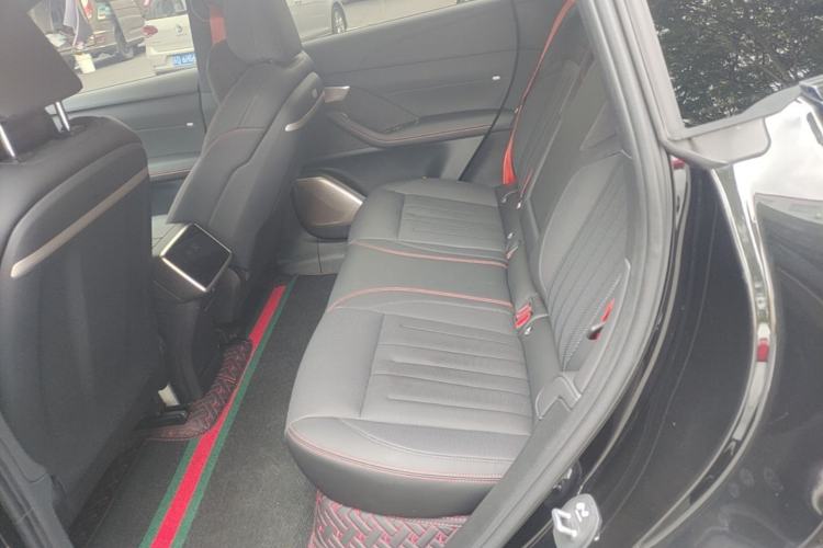 Used ONVO L60 2025 Model—60 kWh Rear-Wheel-Drive Version Left Rear Seat