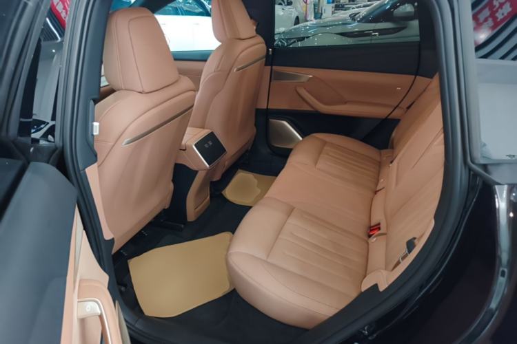 Used ONVO L60 2025 Model—60 kWh Rear-Wheel-Drive Version Left Rear Seat