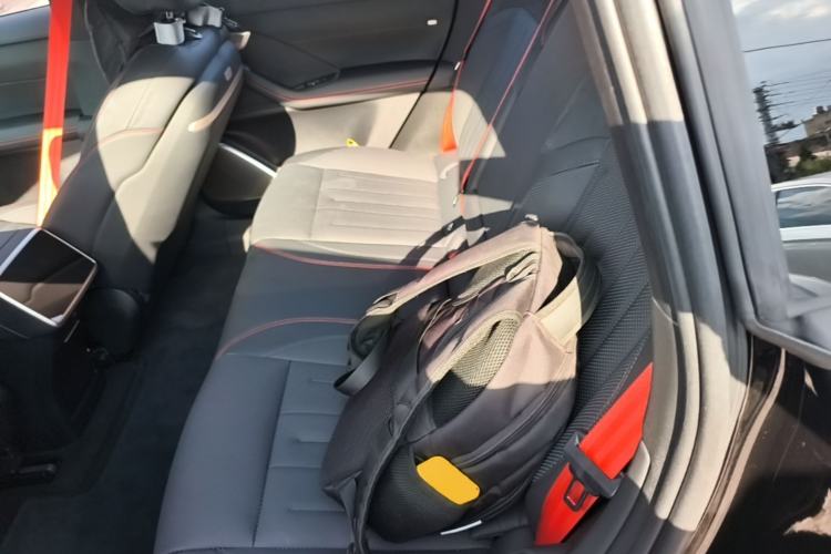 Used ONVO L60 2025 Model, 60kWh Black Knight Special Edition Left Rear Seat