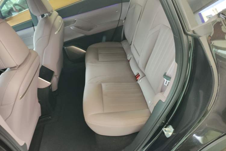 Used ONVO L60 2025 Model—60 kWh Rear-Wheel-Drive Version Left Rear Seat
