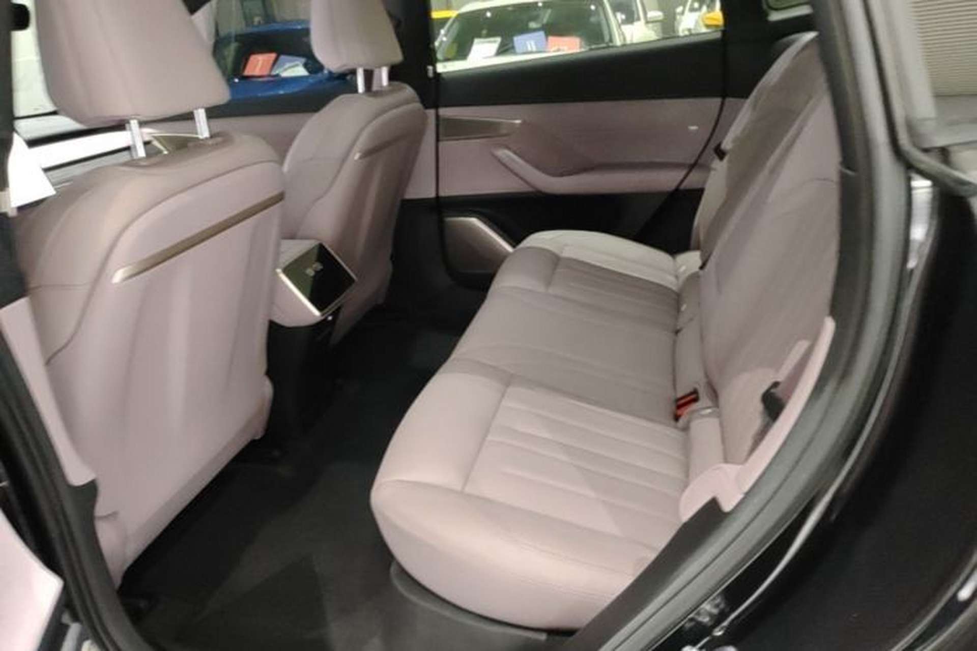 Used ONVO L60 2025 Model—60 kWh Rear-Wheel-Drive Version Left Rear Seat