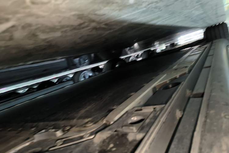 Used ONVO L60 2025 Model—60 kWh Rear-Wheel-Drive Version Left Side Sill