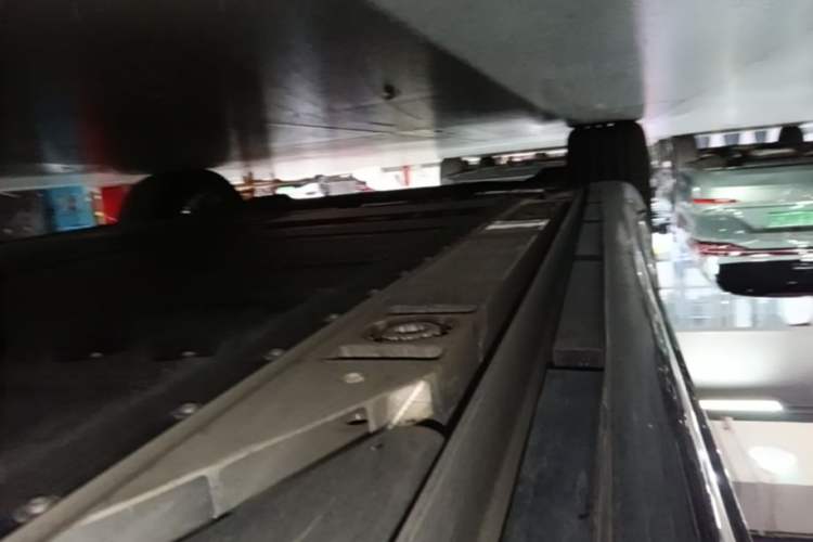 Used ONVO L60 2025 Model—60 kWh Rear-Wheel-Drive Version Left Side Sill
