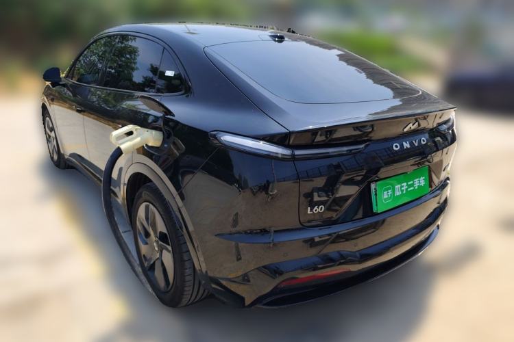 Used ONVO L60 2025 Model—60 kWh Rear-Wheel-Drive Version Rear Left 45 Deg