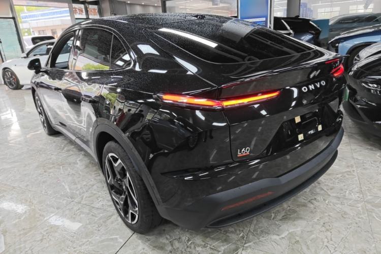 Used ONVO L60 2025 Model—60 kWh All-Wheel-Drive Version Rear Left 45 Deg